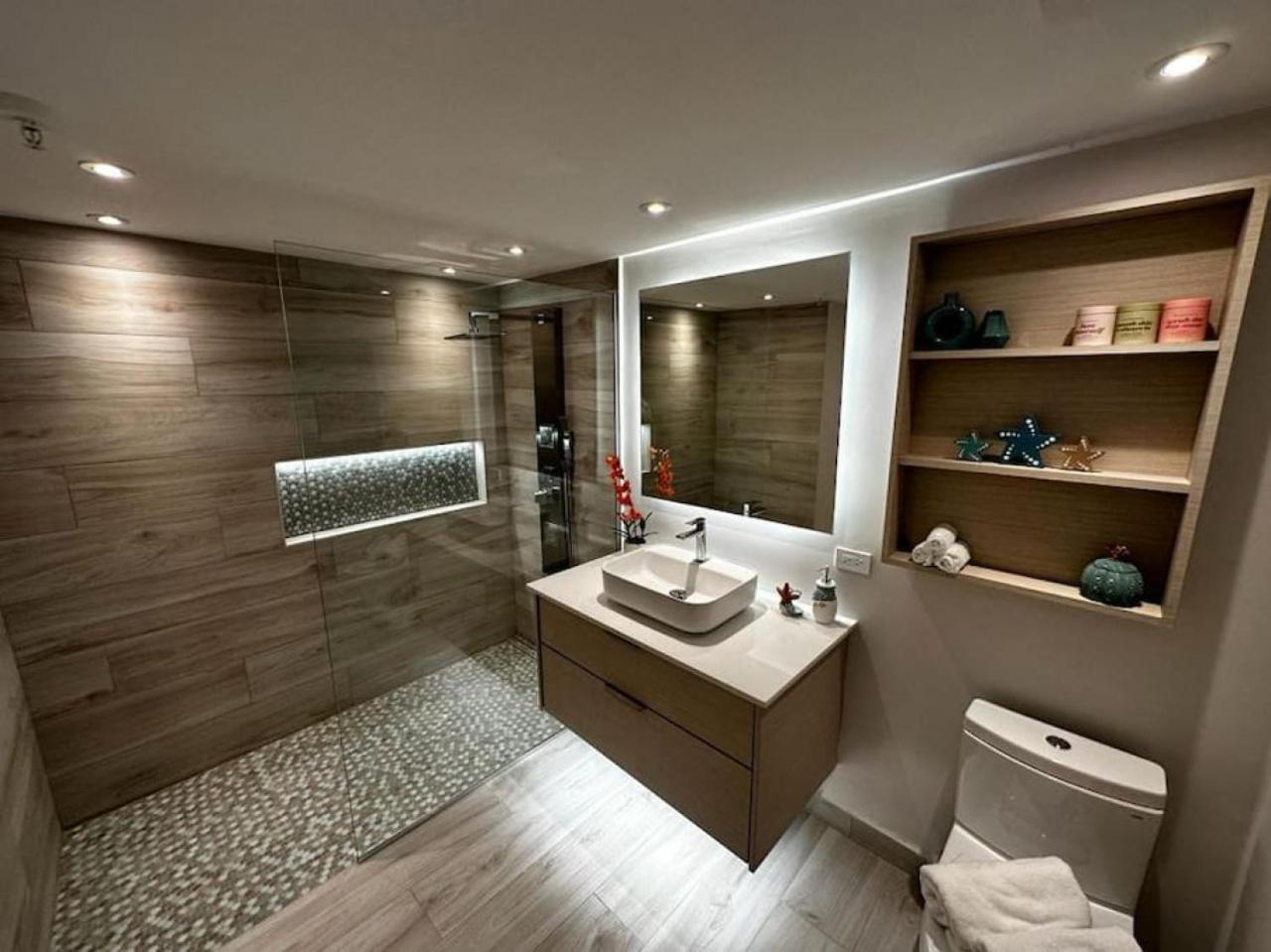 Beachfront Luxury 2 Bedroom At Wyndham Rio Mar, Pr 卢基约 外观 照片
